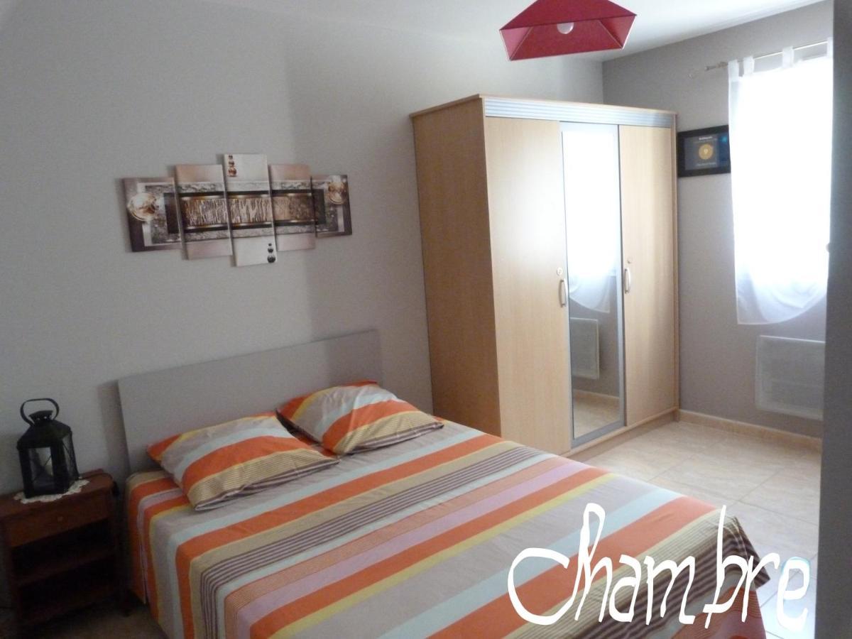 Chez Patrick Roujan Bed & Breakfast Ngoại thất bức ảnh
