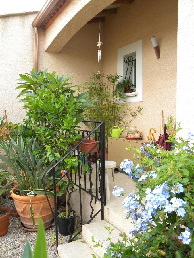 Chez Patrick Roujan Bed & Breakfast Ngoại thất bức ảnh